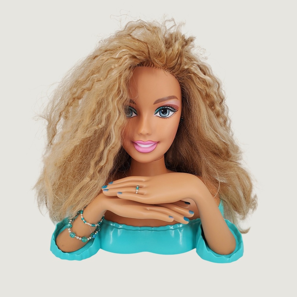 Vintage Mattel Barbie Primp & Polish Styling Head C2698 2002 Blonde Blue Eyes 4+